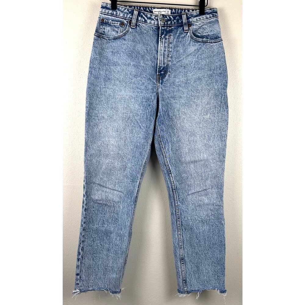 Abercrombie & Fitch Curve Love The Mom High Rise Jeans Size 28 Acid Wash